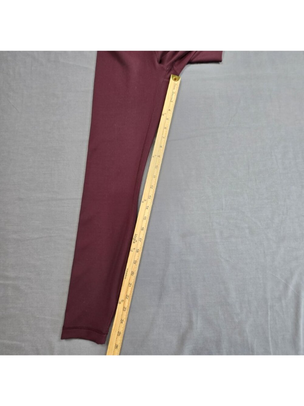 Lululemon Leggings Size 4 Burgundy Full-Length Yoga Pants - Picture 4 of 6